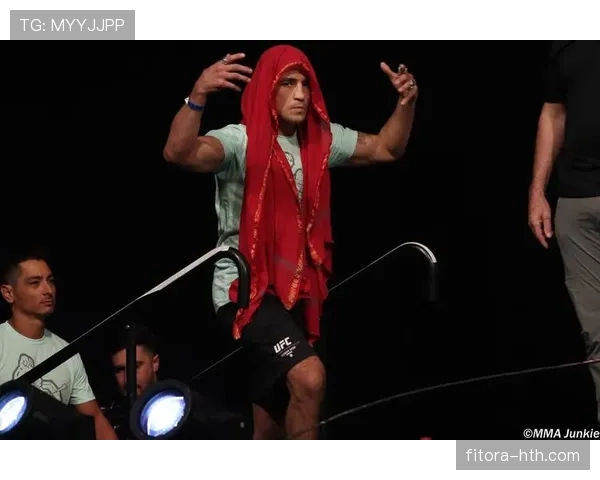 努涅斯与桑切斯:南美前锋风格的进化与差异解析