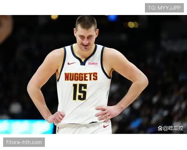 张伯伦内线统治力拉开差距，关键篮板数超越同期对手